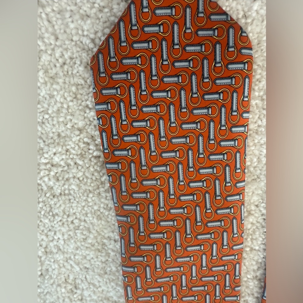 Authentic Silk Gucci Tie: Orange, Blue and Yellow Patterned Tie - Picture 5 of 8